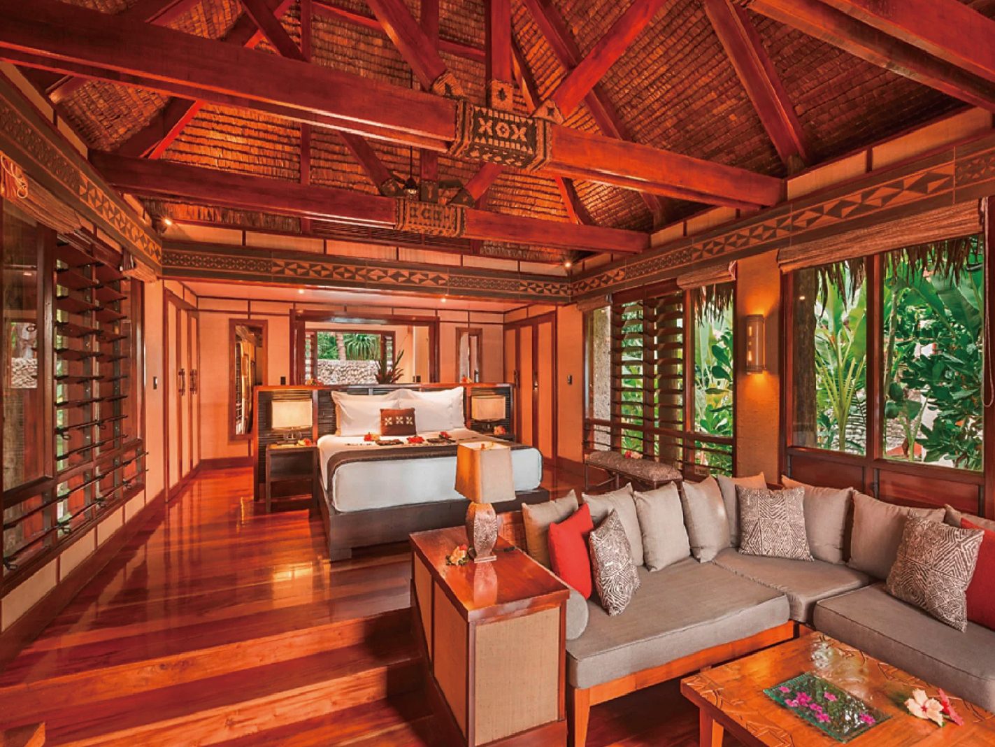 OVERWATER, BURES (水上屋)